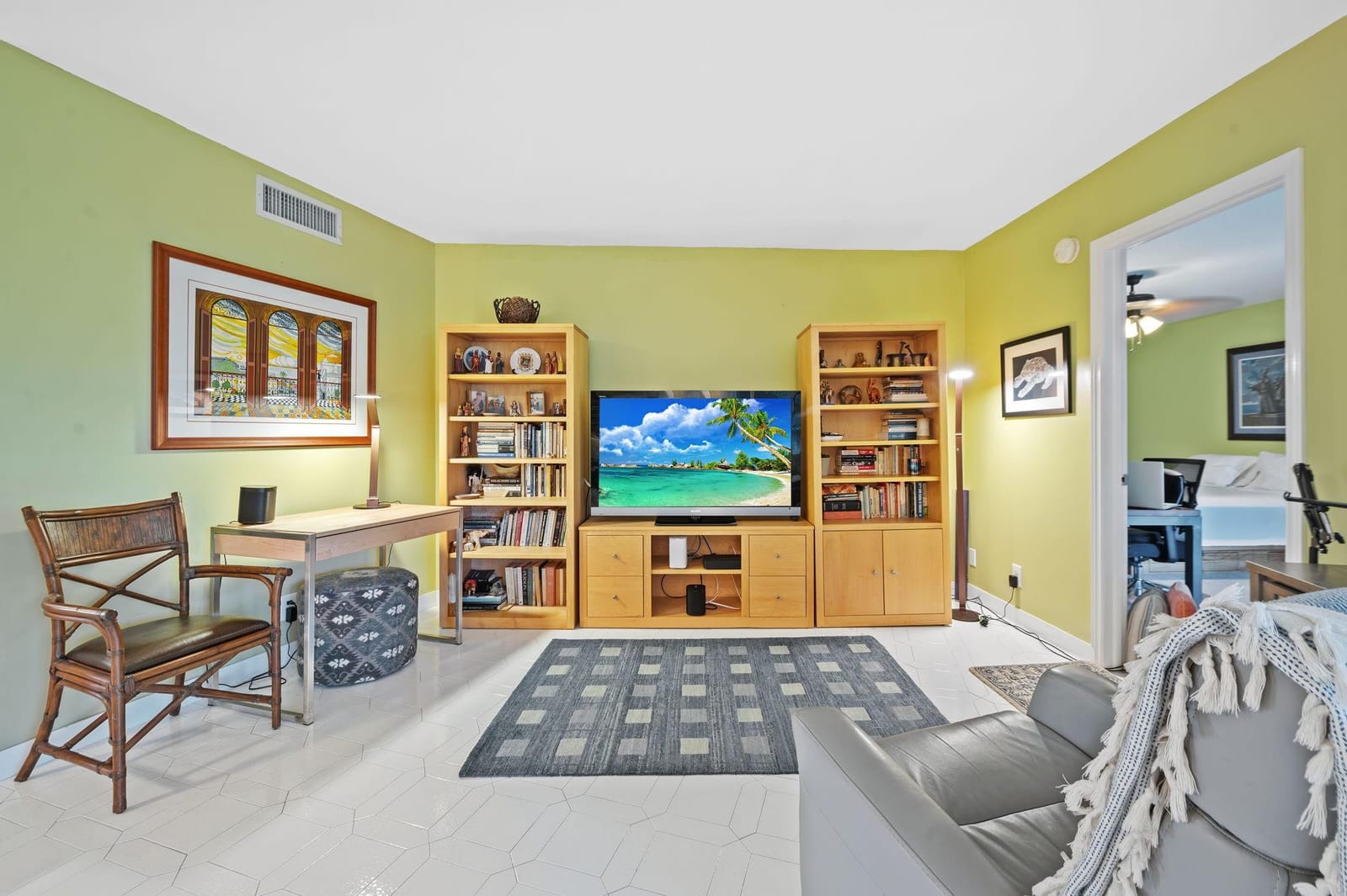 3900 Oaks Clubhouse Drive 305 — photo 8