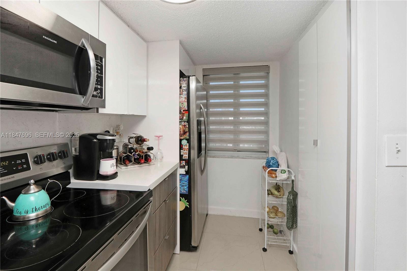 9917 W Okeechobee Road 3-303 — photo 4