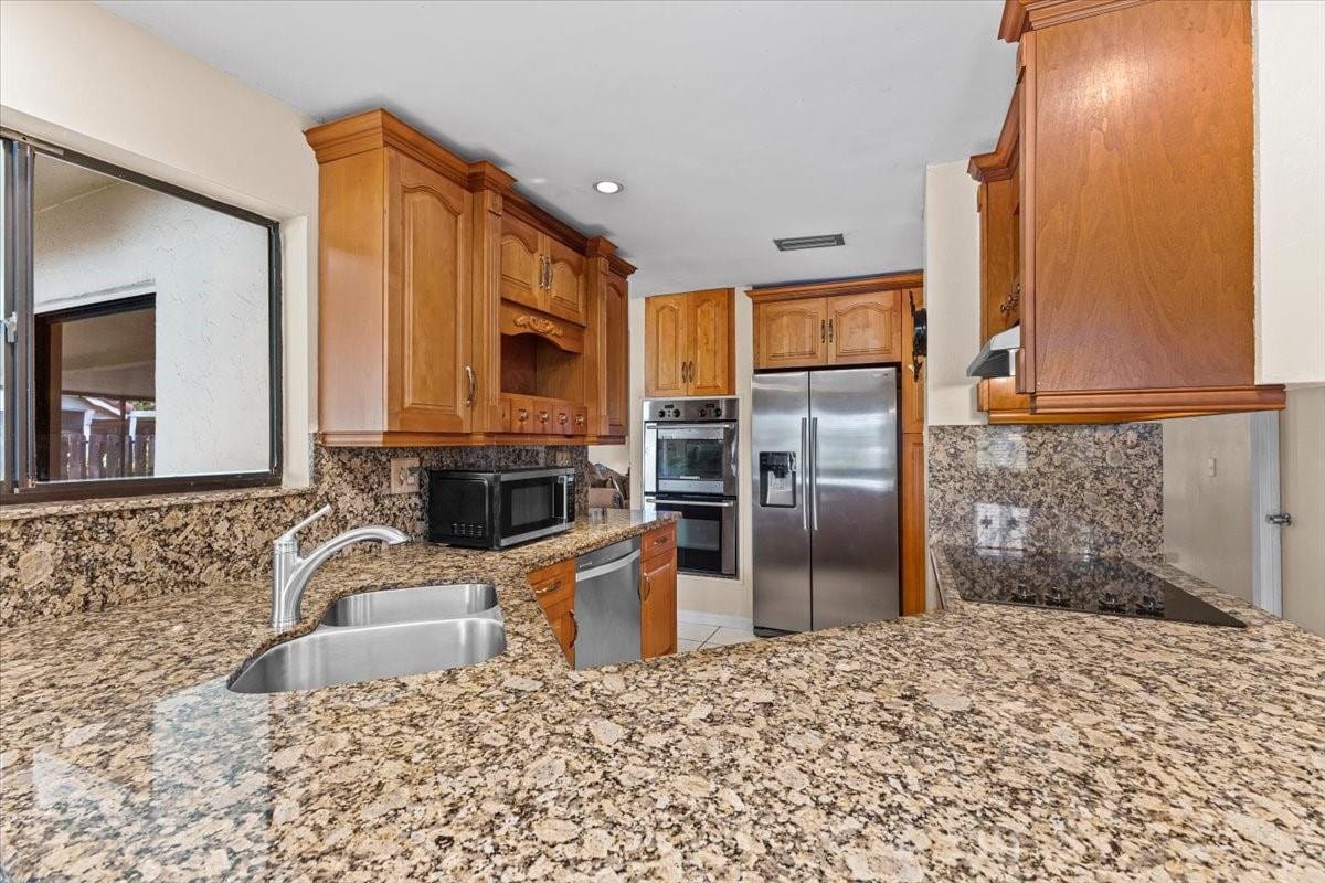 5715 SW 87th Avenue — photo 7