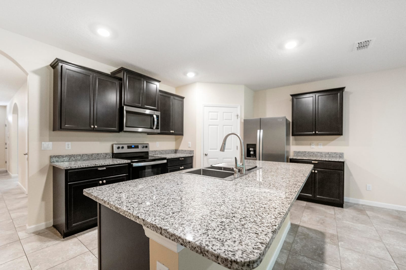6007 NW Regent Street, Port St. Lucie, FL 34983 photo 3