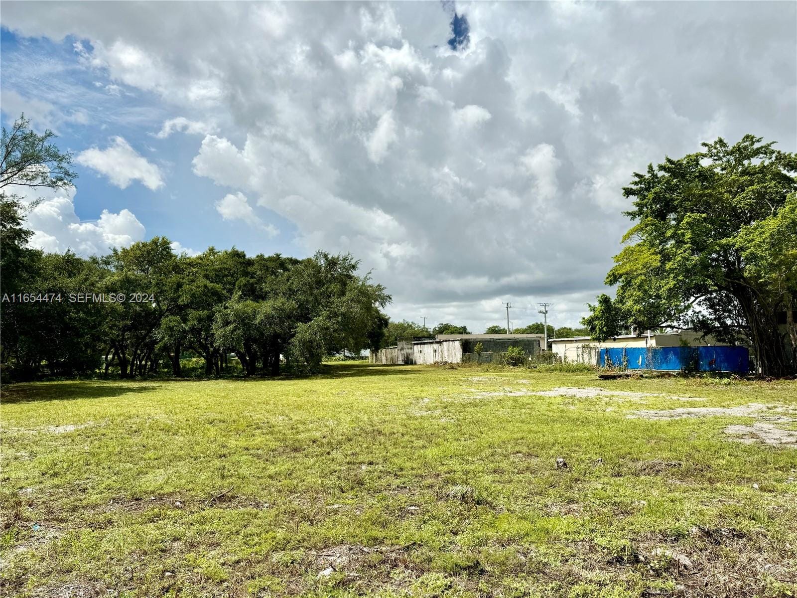 E. Bunche Park Drive, Miami Gardens, FL 33054 photo 16