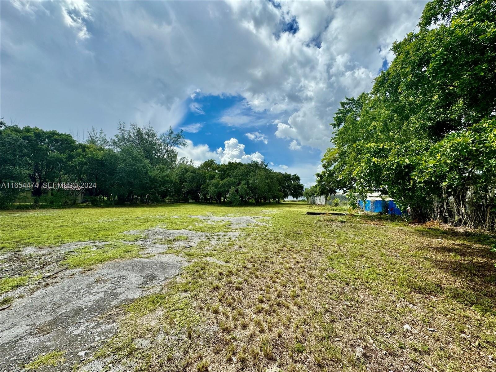 E. Bunche Park Drive, Miami Gardens, FL 33054 photo 18