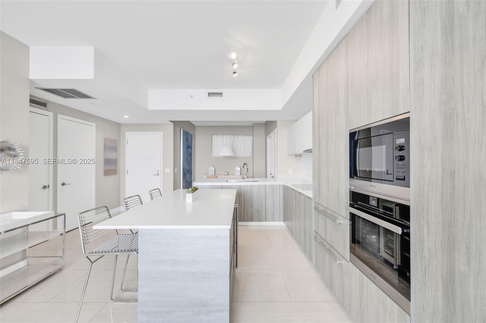 2900 NE 7th Avenue 2103, Miami, FL 33137 photo 13