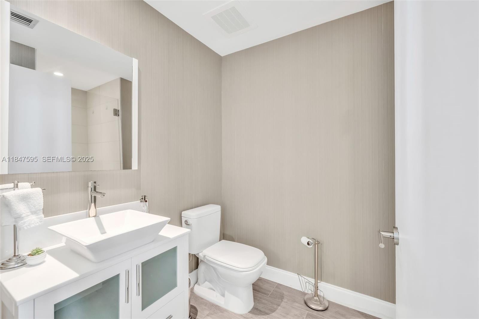 2900 NE 7th Avenue 2103, Miami, FL 33137 photo 15