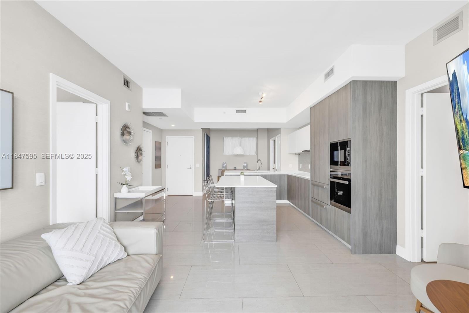 2900 NE 7th Avenue 2103, Miami, FL 33137 photo 8
