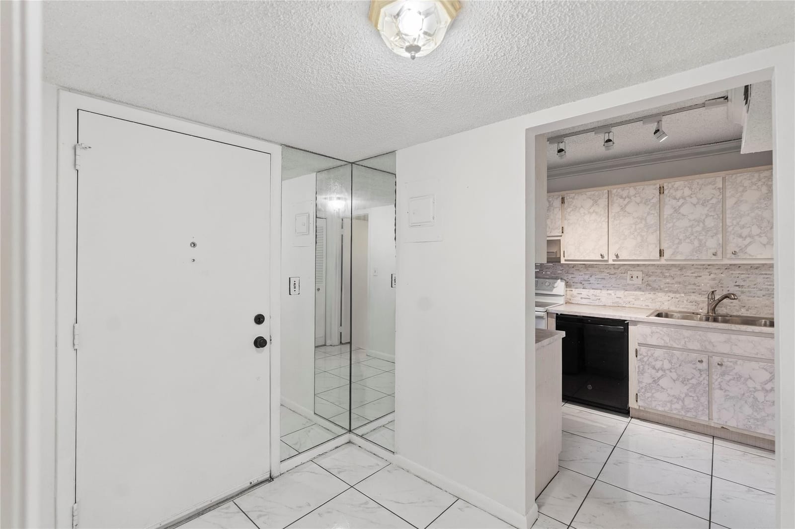 7610 Stirling Road A104, Davie, FL 33024 photo 4