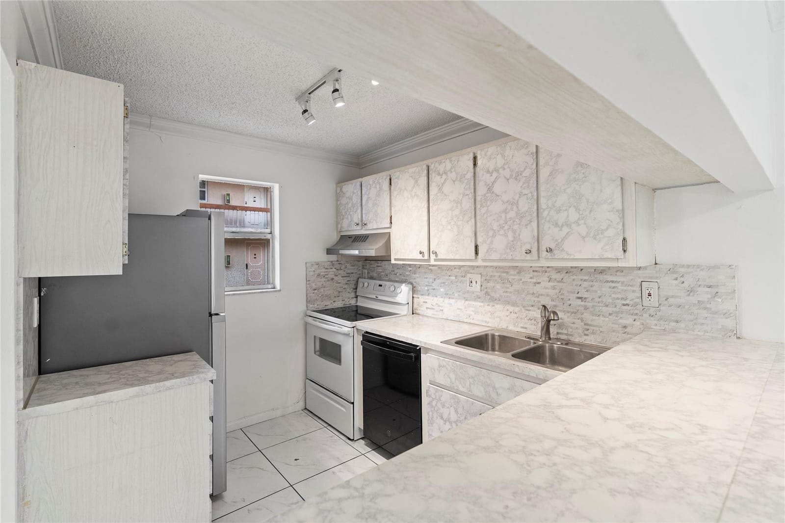 7610 Stirling Road A104, Davie, FL 33024 photo 7