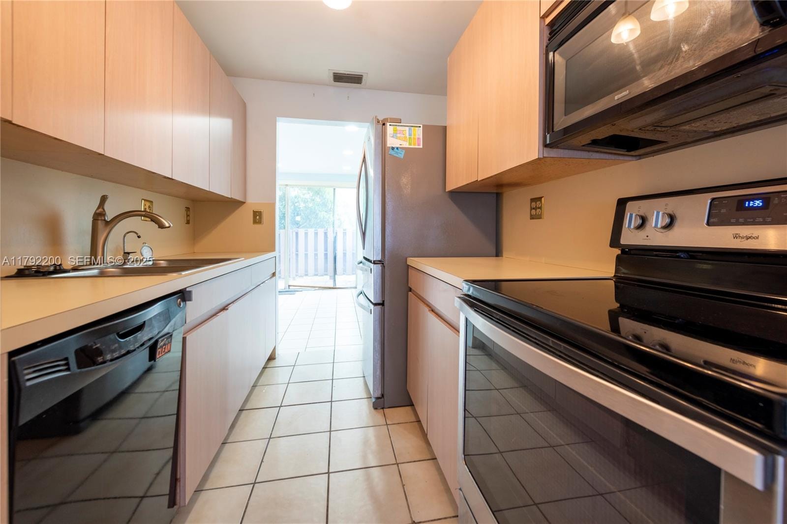 862 NW 81st Terrace 6, Plantation, FL 33324 photo 8