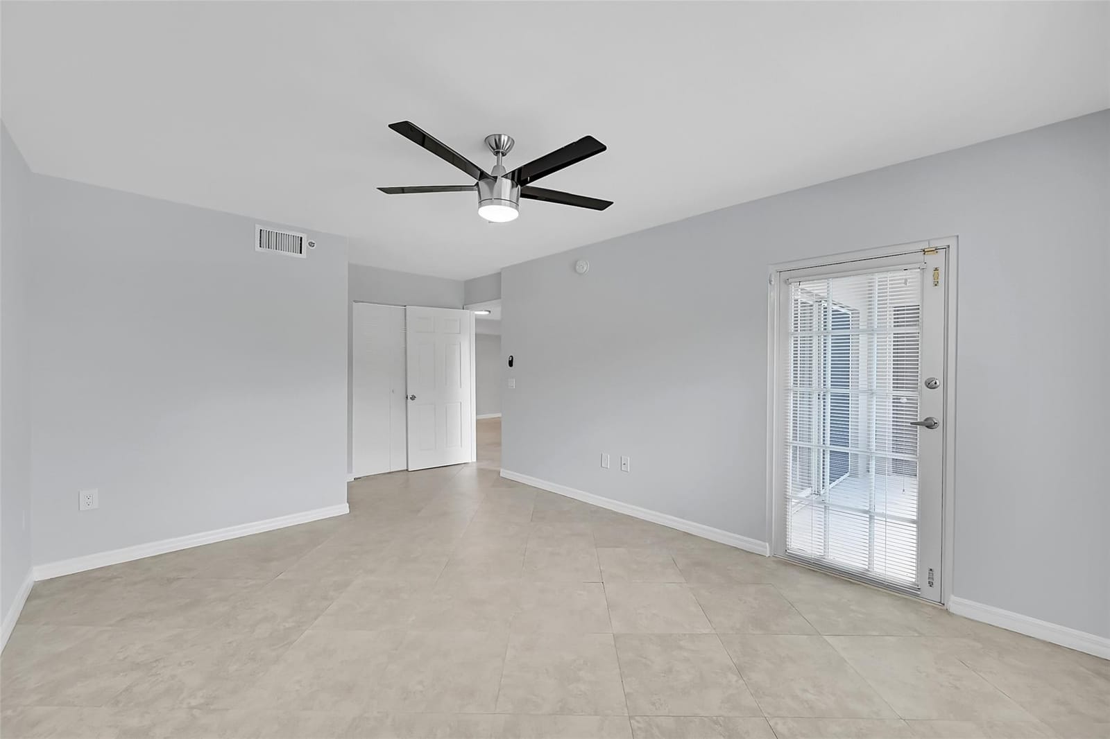 5005 Wiles Road 203, Coconut Creek, FL 33073 photo 21
