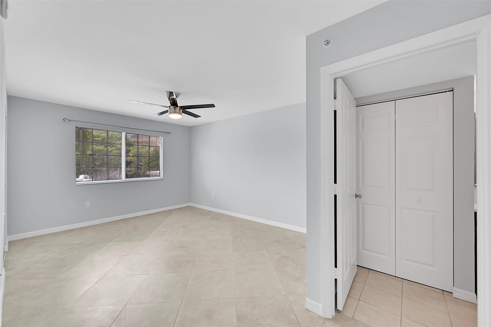 5005 Wiles Road 203 — photo 10
