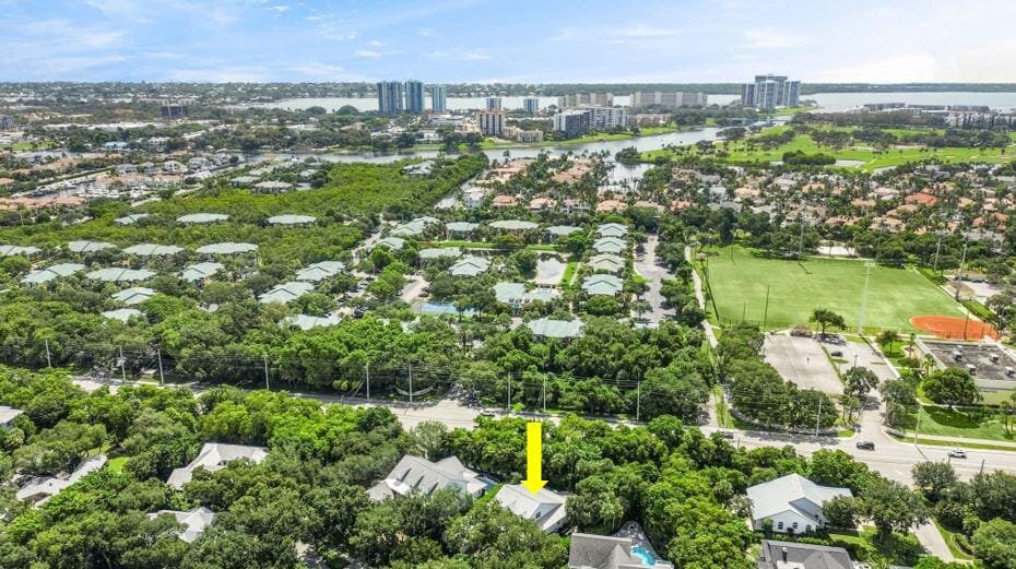 2560 Natures Way, Palm Beach Gardens, FL 33410 photo 9