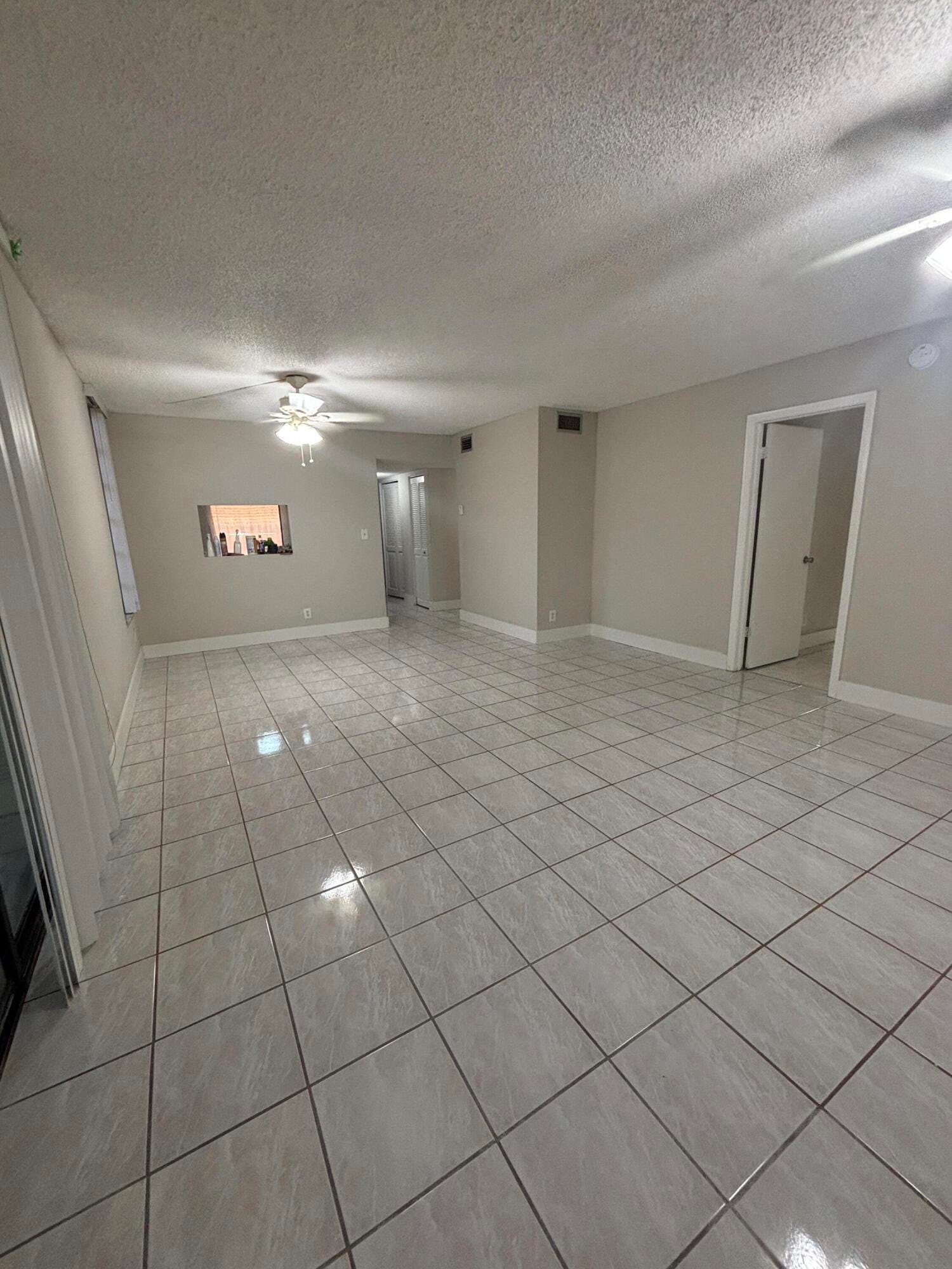 400 Commodore Drive 101, Plantation, FL 33325 photo 2