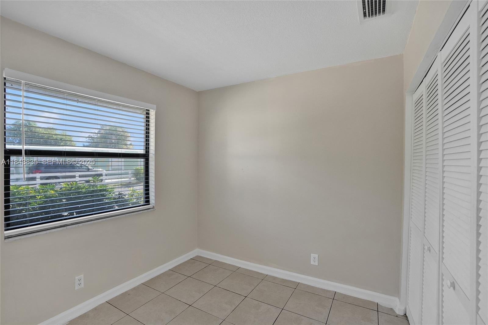 1200 W 31st Street — photo 5