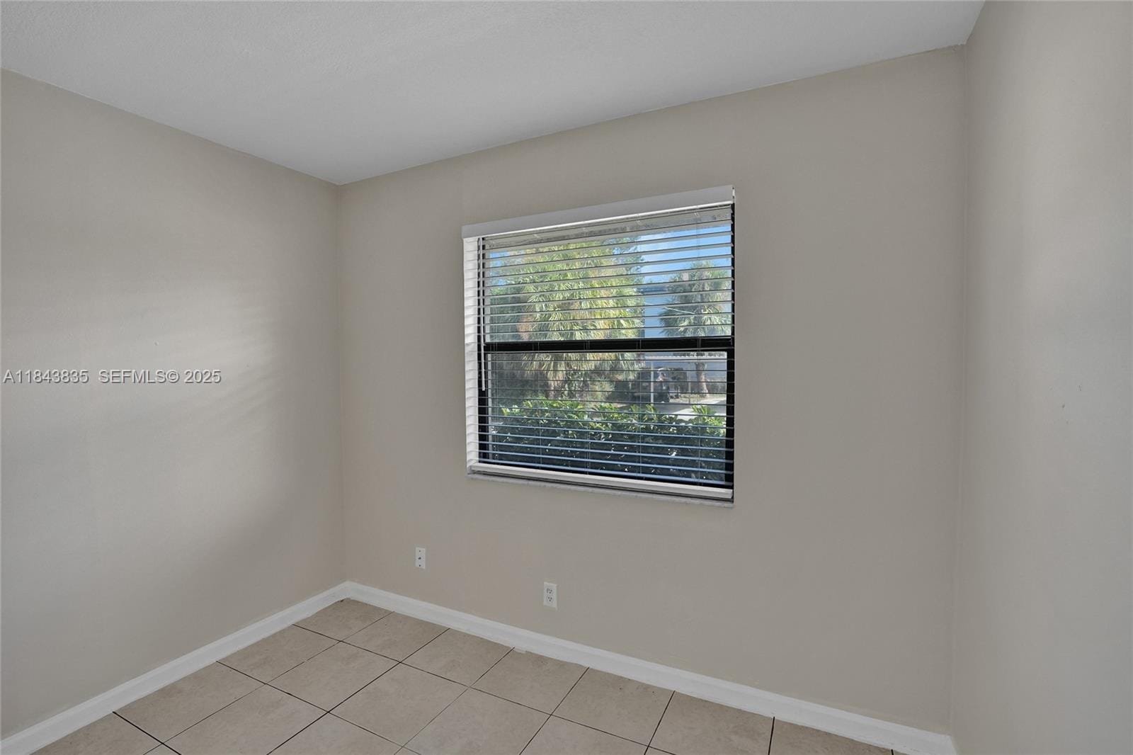 1200 W 31st Street — photo 6