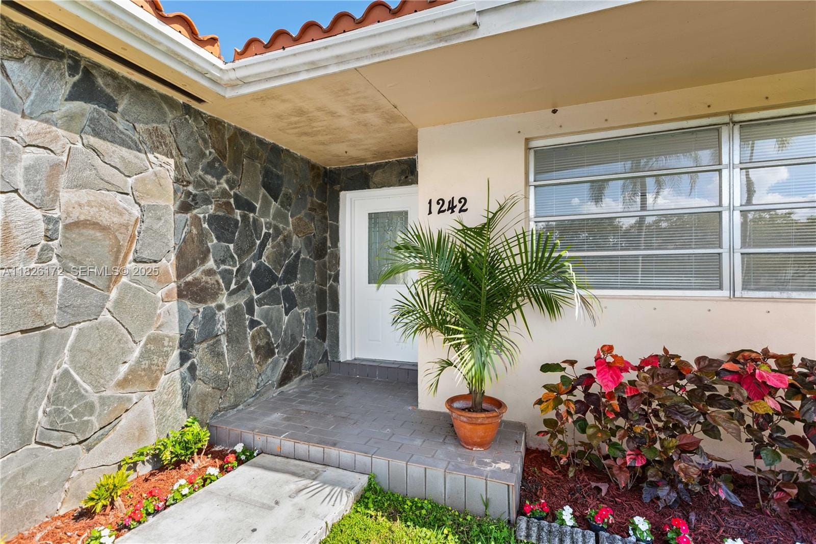 1242 Sevilla Avenue, Coral Gables, FL 33134 photo 8