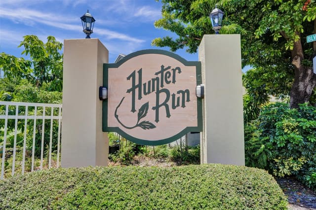 836 E Palm Run Drive, sold in North Lauderdale Div B, North Lauderdale, FL
