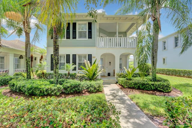 2632 E Community Drive, Jupiter, FL 33458