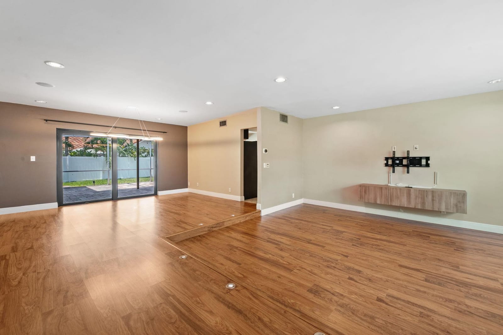 10291 NW 3rd Court, Plantation, FL 33324 photo 6