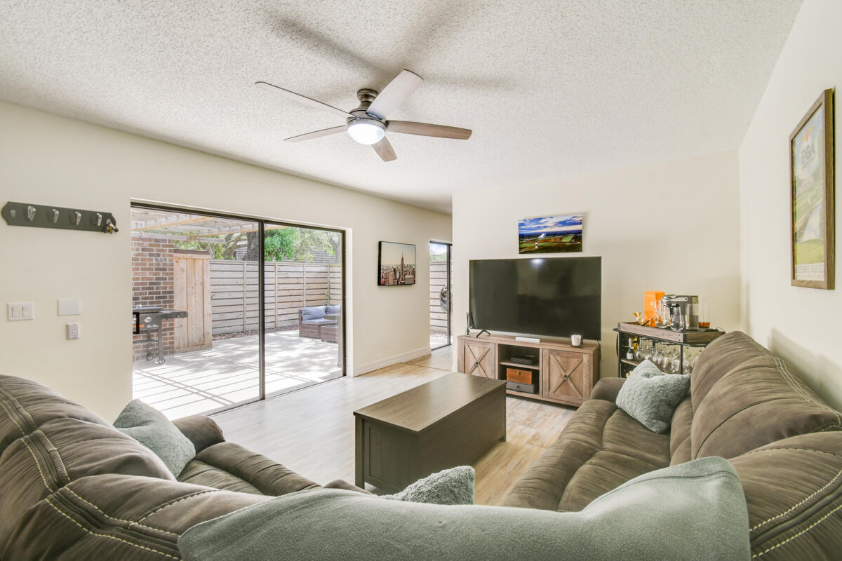 630 6th Terrace, Palm Beach Gardens, FL 33418, Palm Beach Gardens