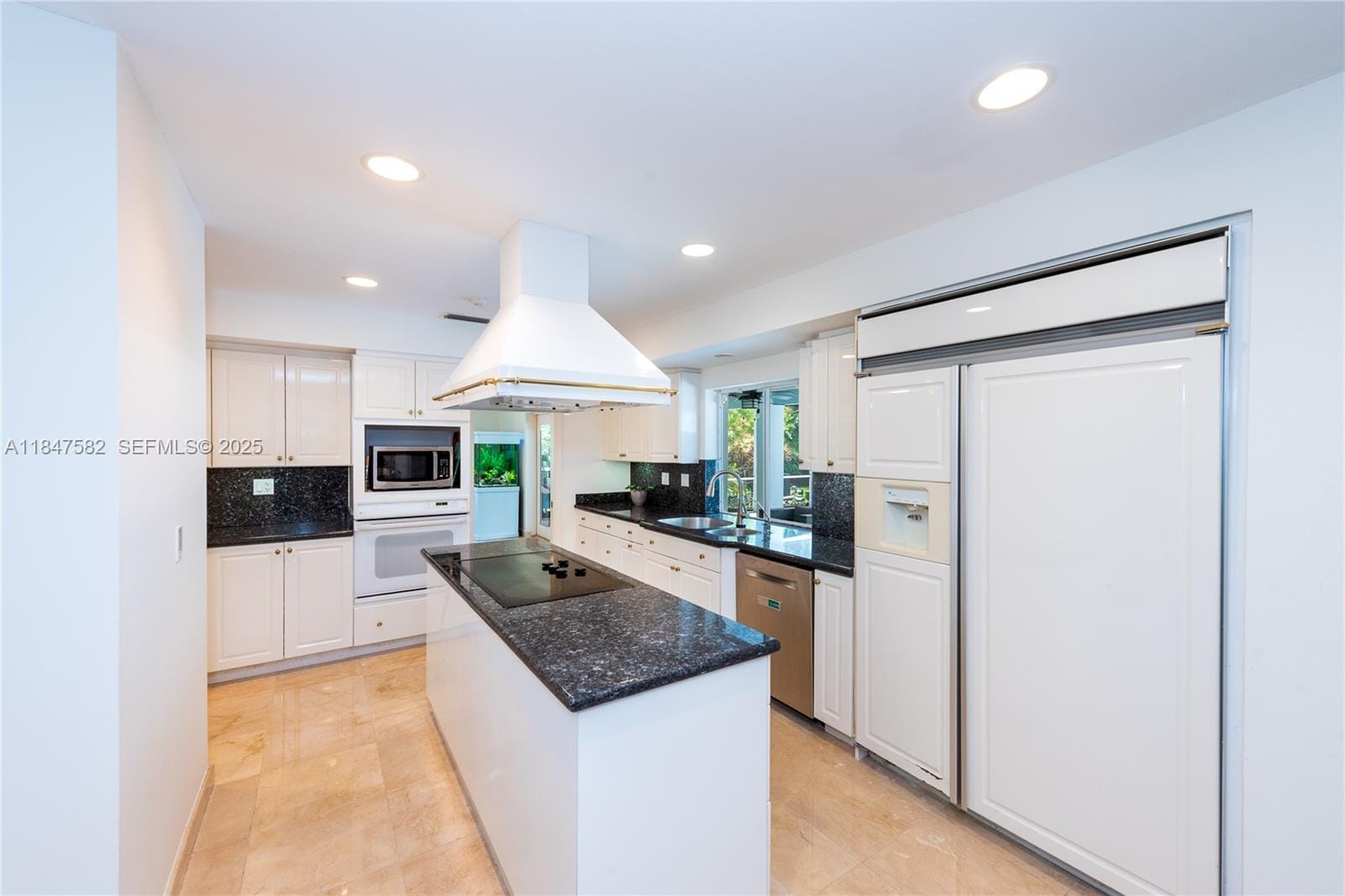 13020 SW 70th Avenue — photo 11
