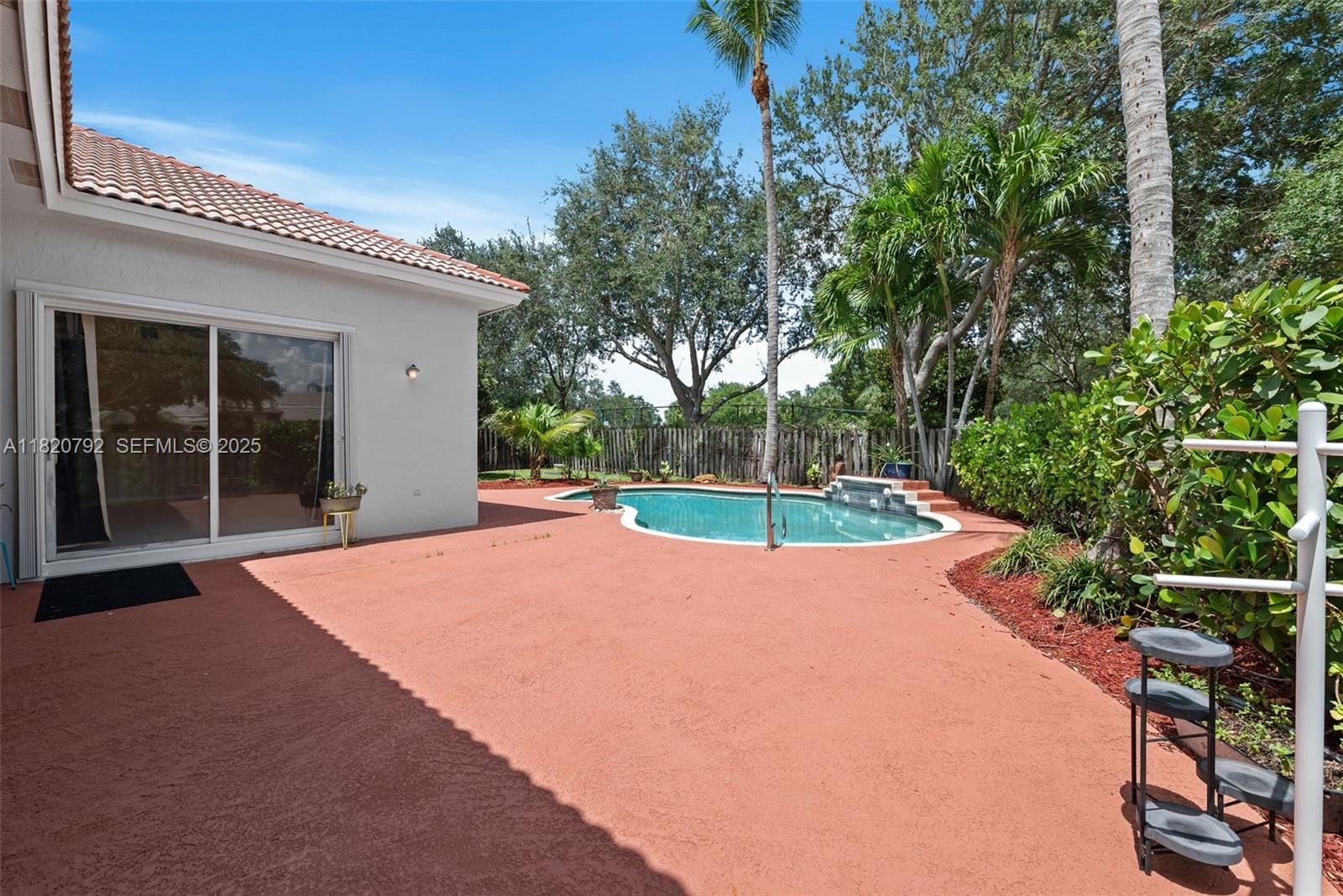 6946 Mariposa Cir Court, Pembroke Pines, FL 33331 photo 30