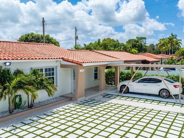 7130 SW 4th Street, sold in Tamiami Gardens, Miami, FL
