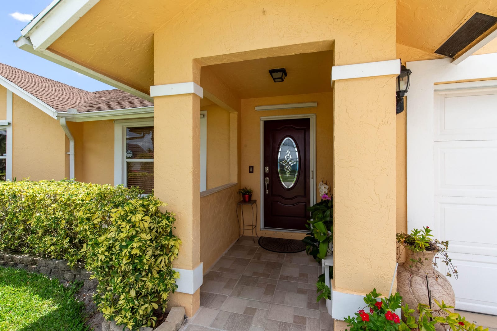 125 Van Gogh Way — photo 3