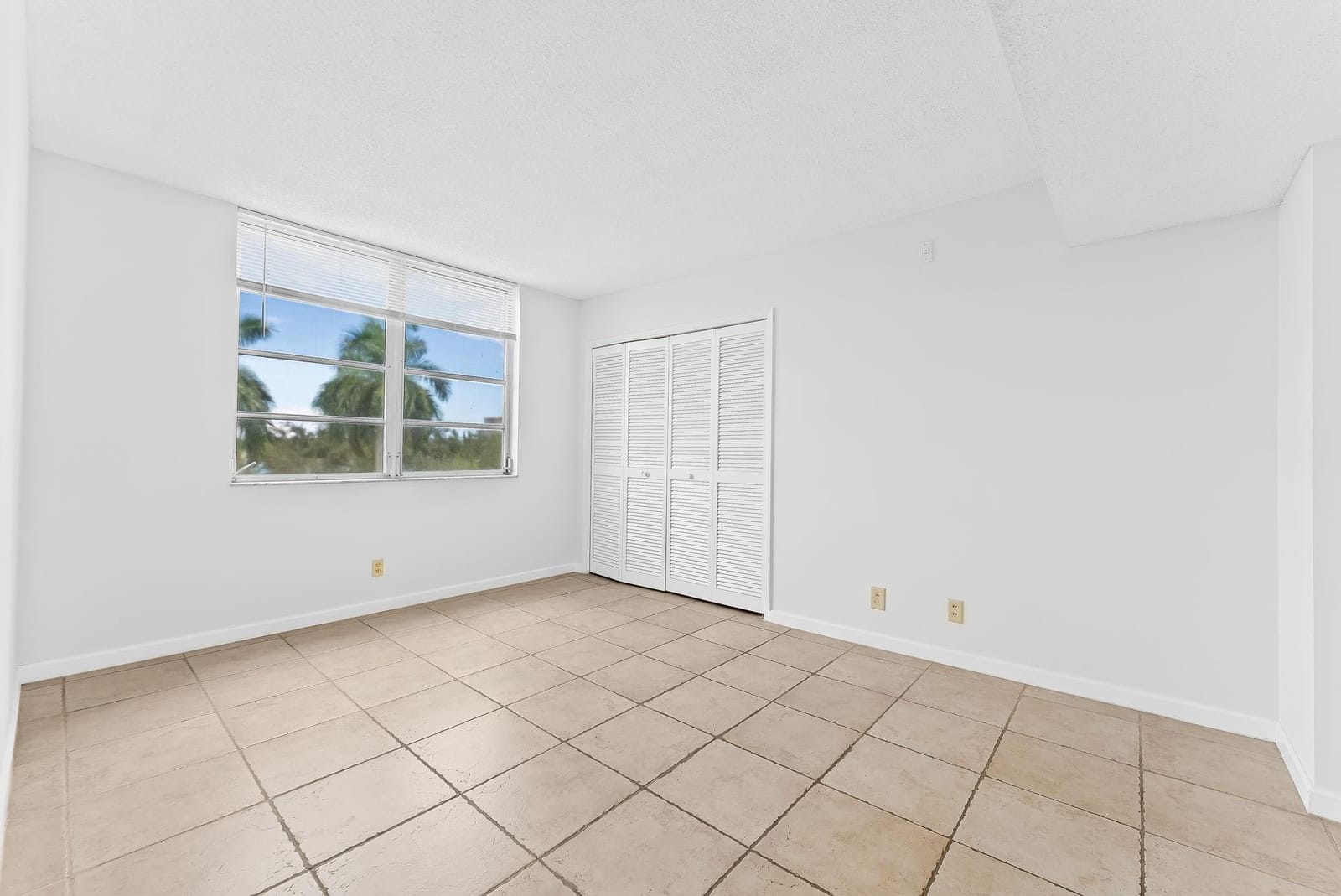 3010 N Course Drive 306 — photo 5