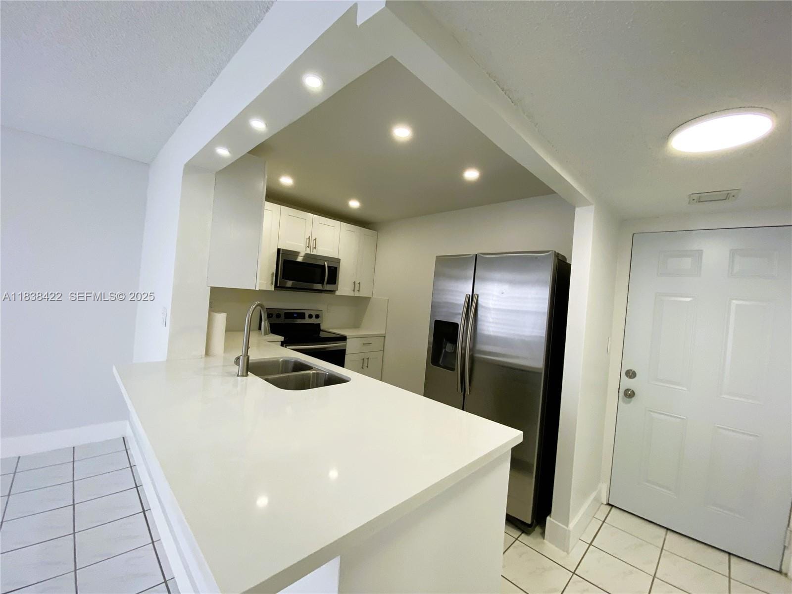 5705 W 20th Avenue 115, Hialeah, FL 33012 photo 2