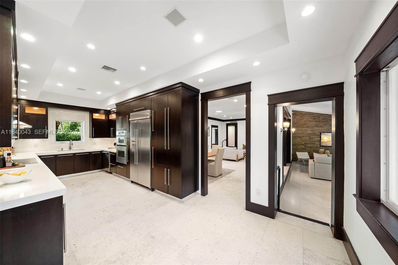 160 W Sunrise Avenue — photo 10