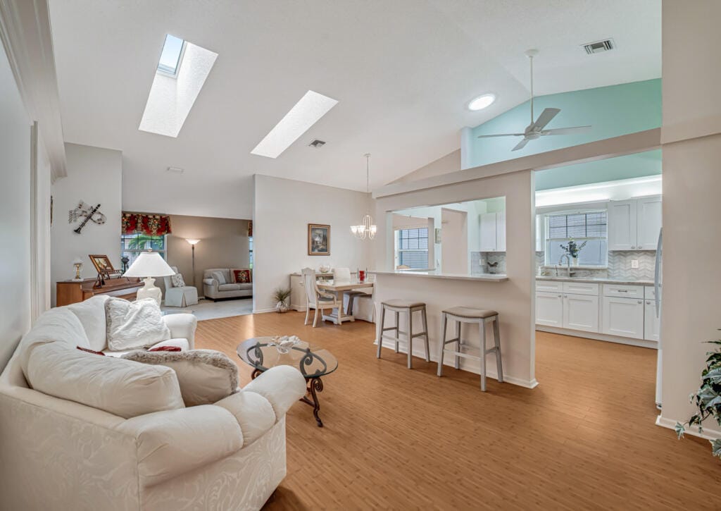 5244 Tiffany Anne Circle — photo 11