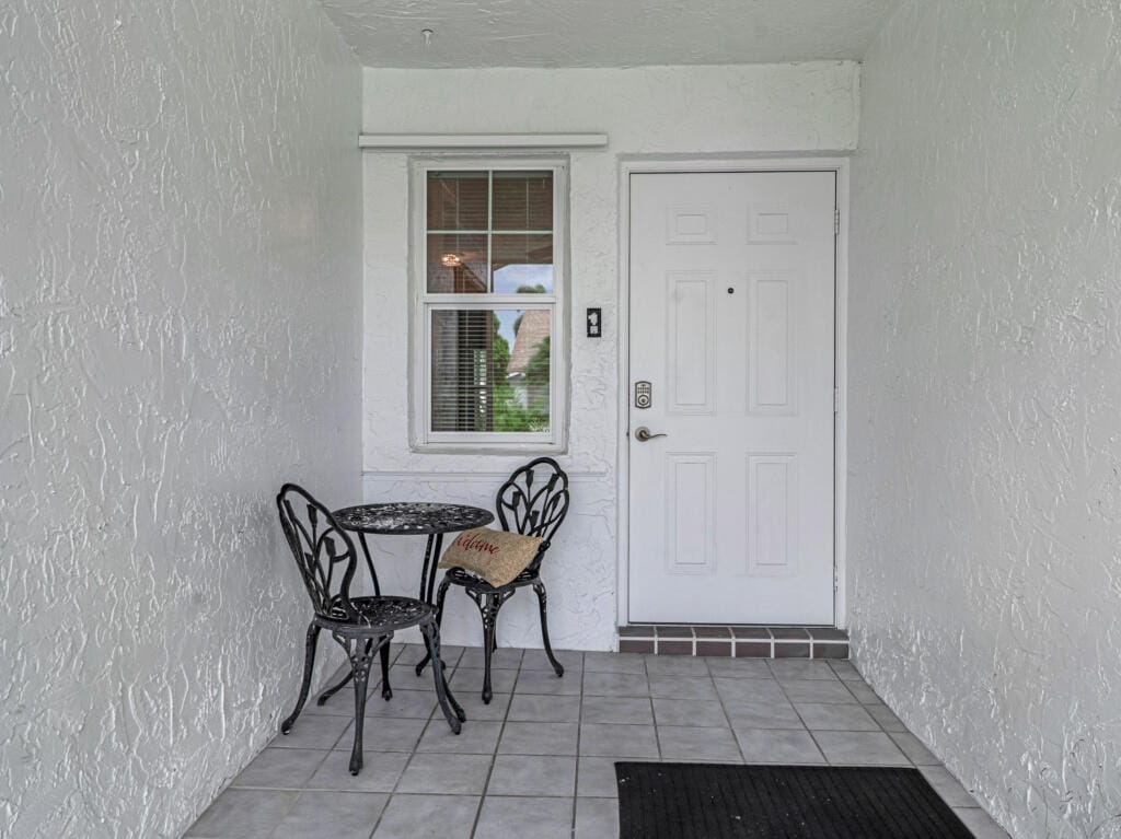 5244 Tiffany Anne Circle — photo 9