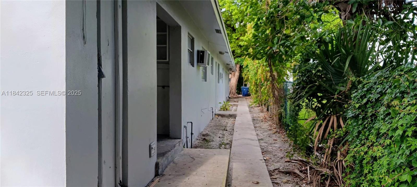 1905 Miami Road, Fort Lauderdale, FL 33316 photo 4
