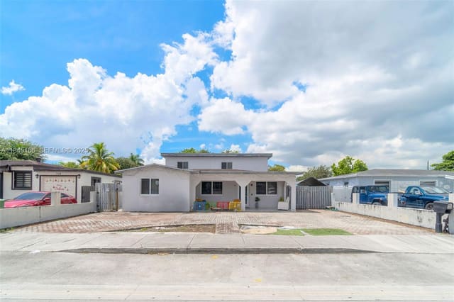 740 E 41st Street, sold in Hialeah 14th Addn Rev Pl, Hialeah, FL