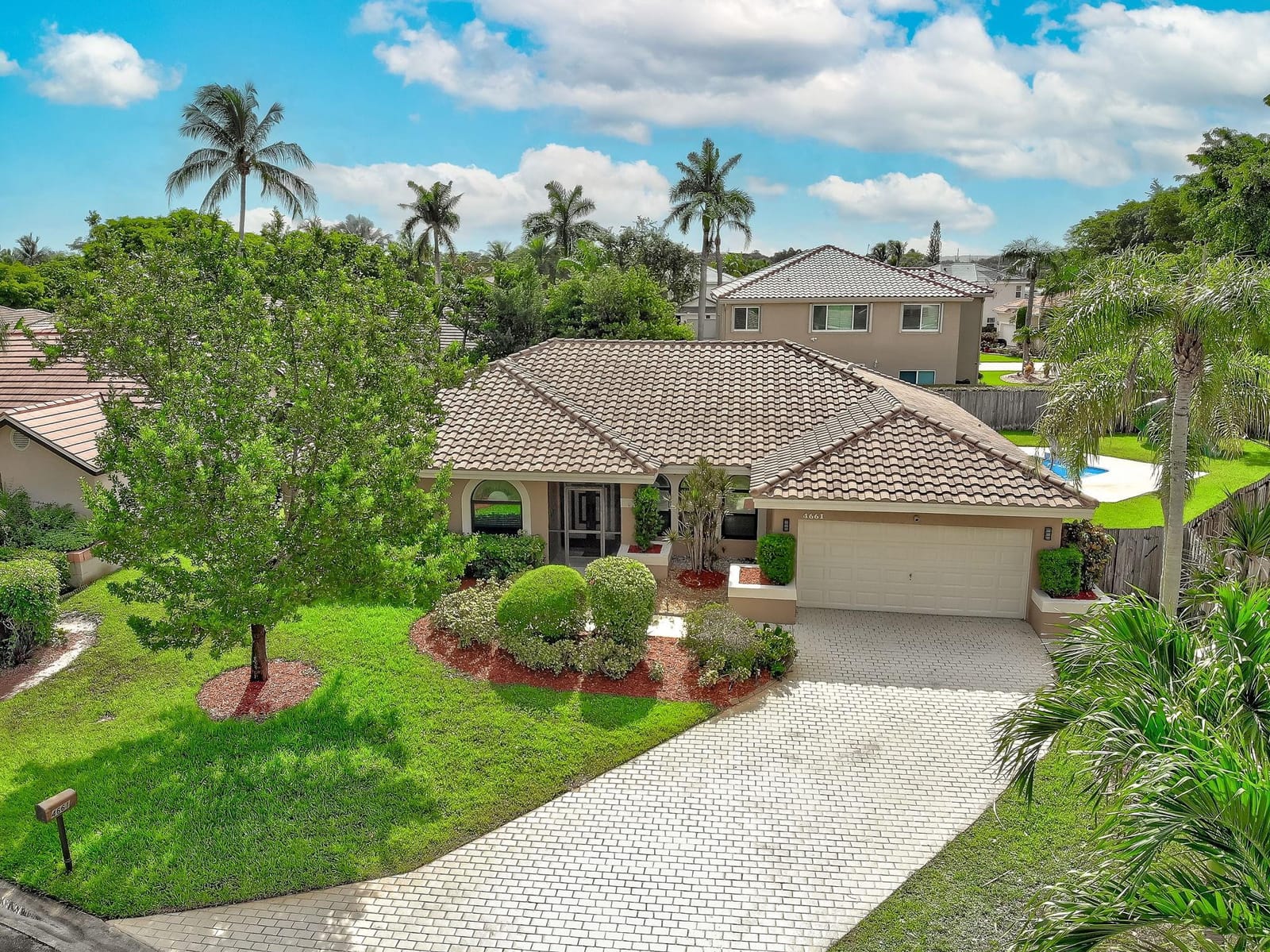 4661 NW 58th Te, Coral Springs, FL 33067