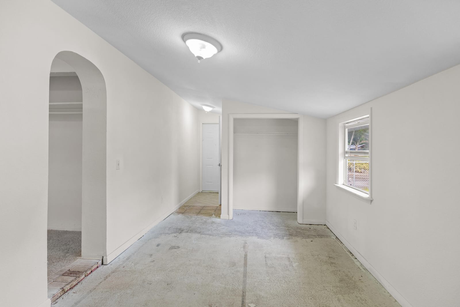 6331 SW 41st Place — photo 6