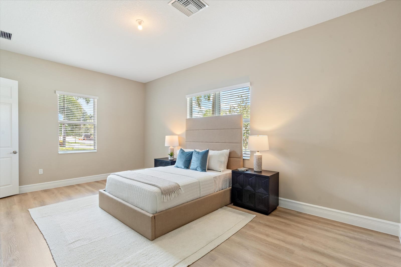 12784 Whitehorn Way — photo 3