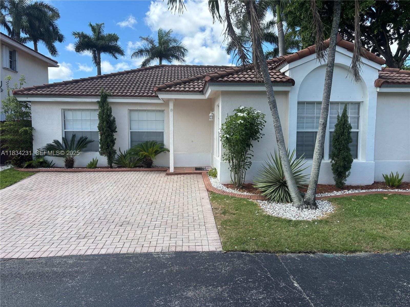 10234 NW 57th Street, Doral, FL 33178 photo 2