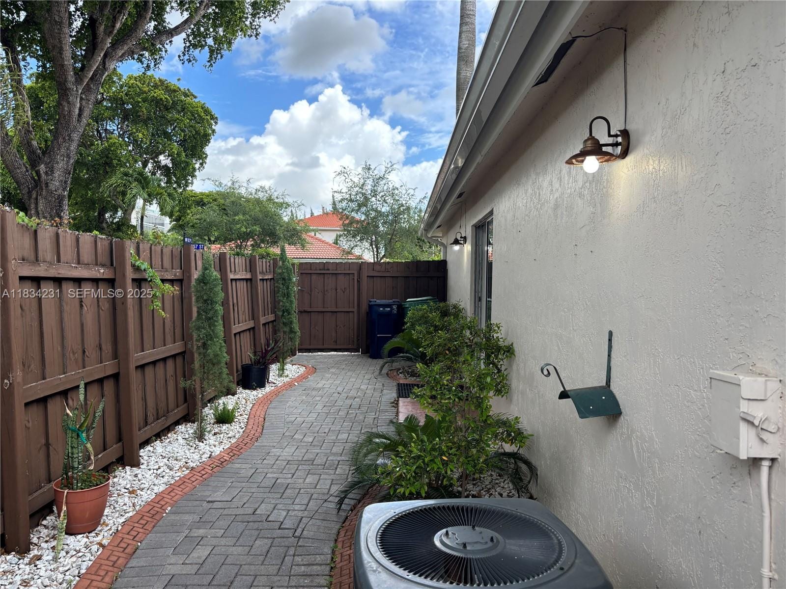 10234 NW 57th Street, Doral, FL 33178 photo 6