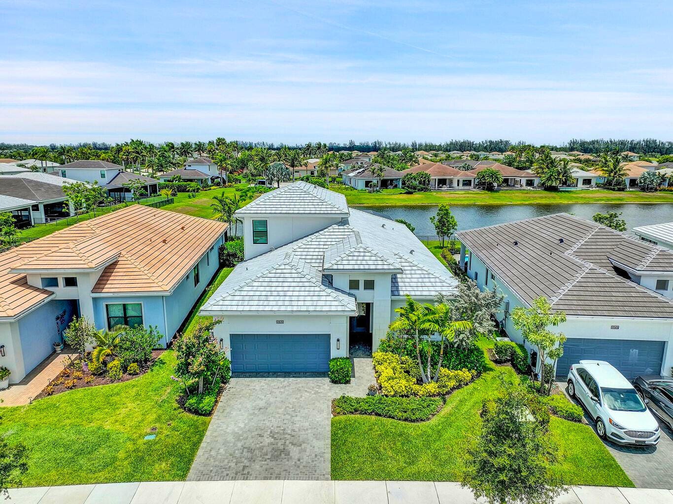 15763 Longboat Key Drive — photo 3