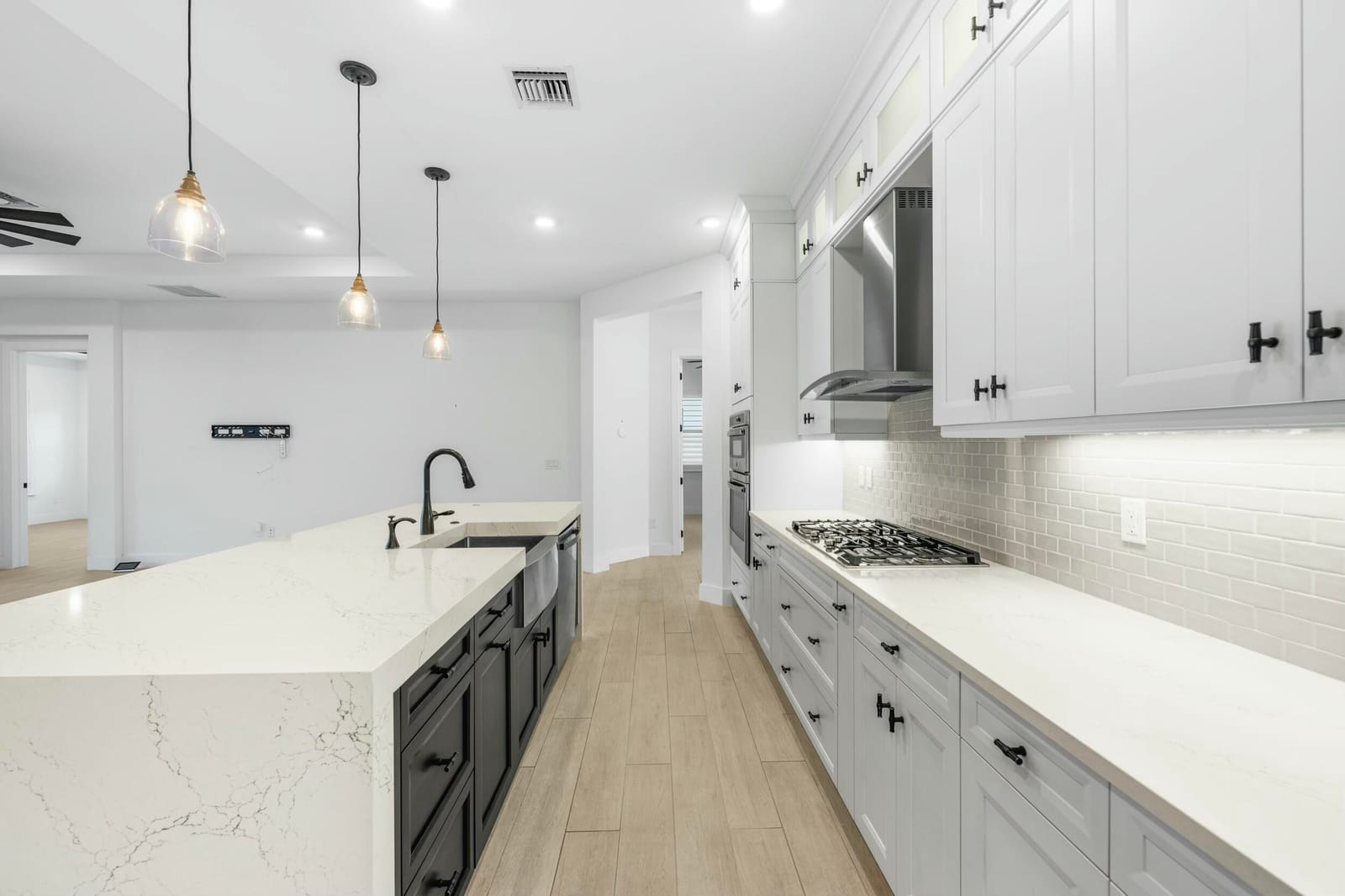 15763 Longboat Key Drive — photo 10