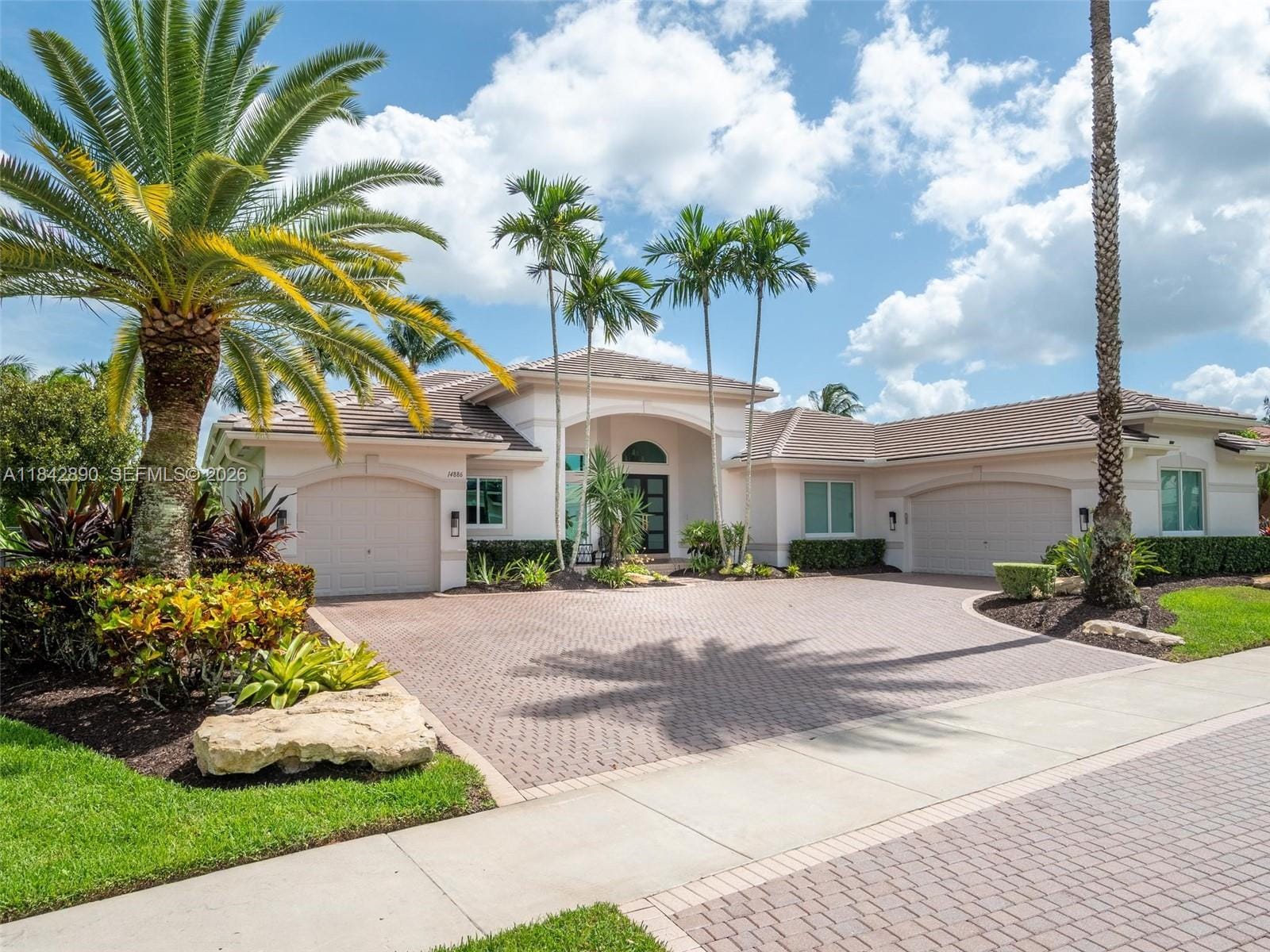 6 bedroom home for sale at 14886 40th, Davie, FL 33331 — $2,199,000