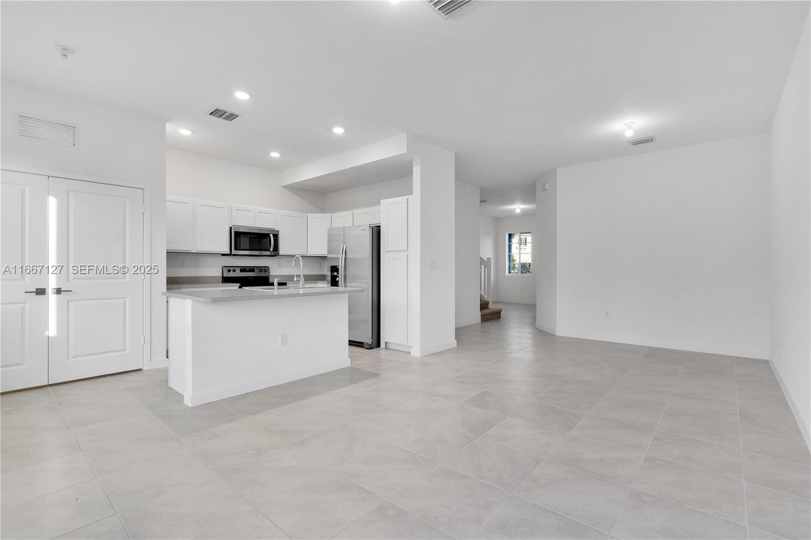 20848 NW 9th Path, Miami Gardens, FL 33169 photo 12