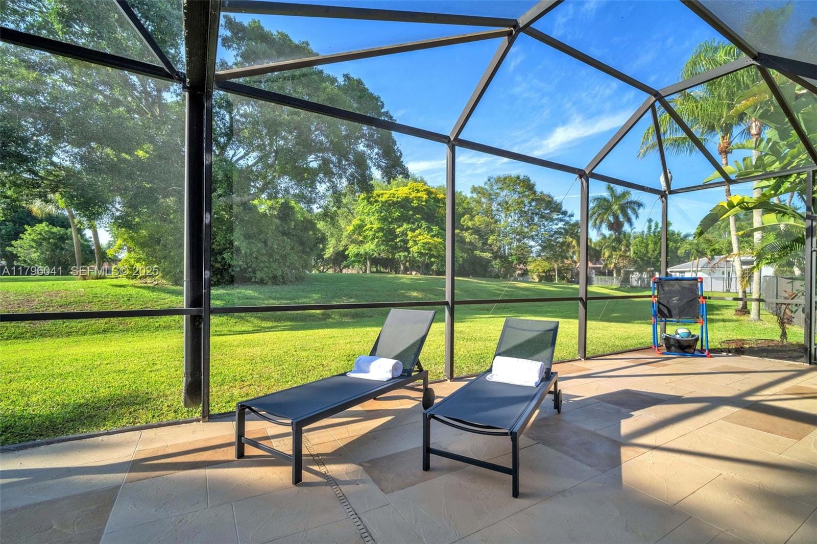 2623 Oakbrook Drive, Weston, FL 33332 photo 6