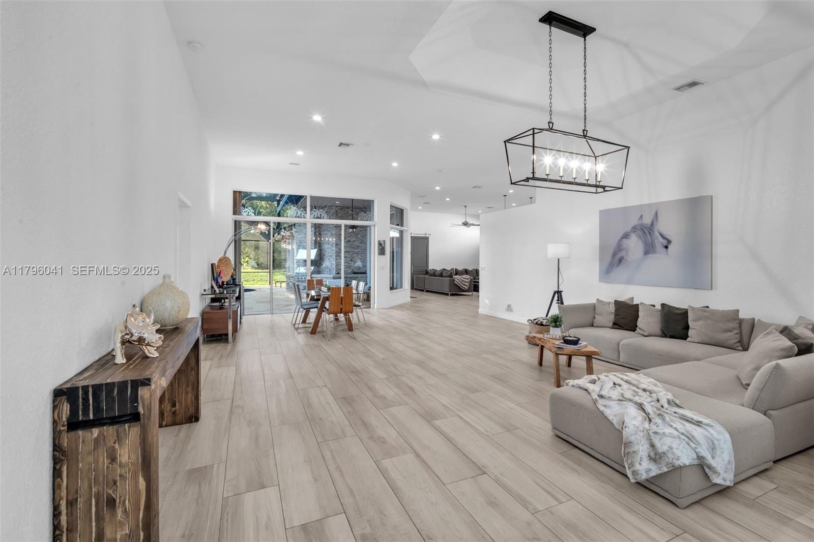 2623 Oakbrook Drive, Weston, FL 33332 photo 8