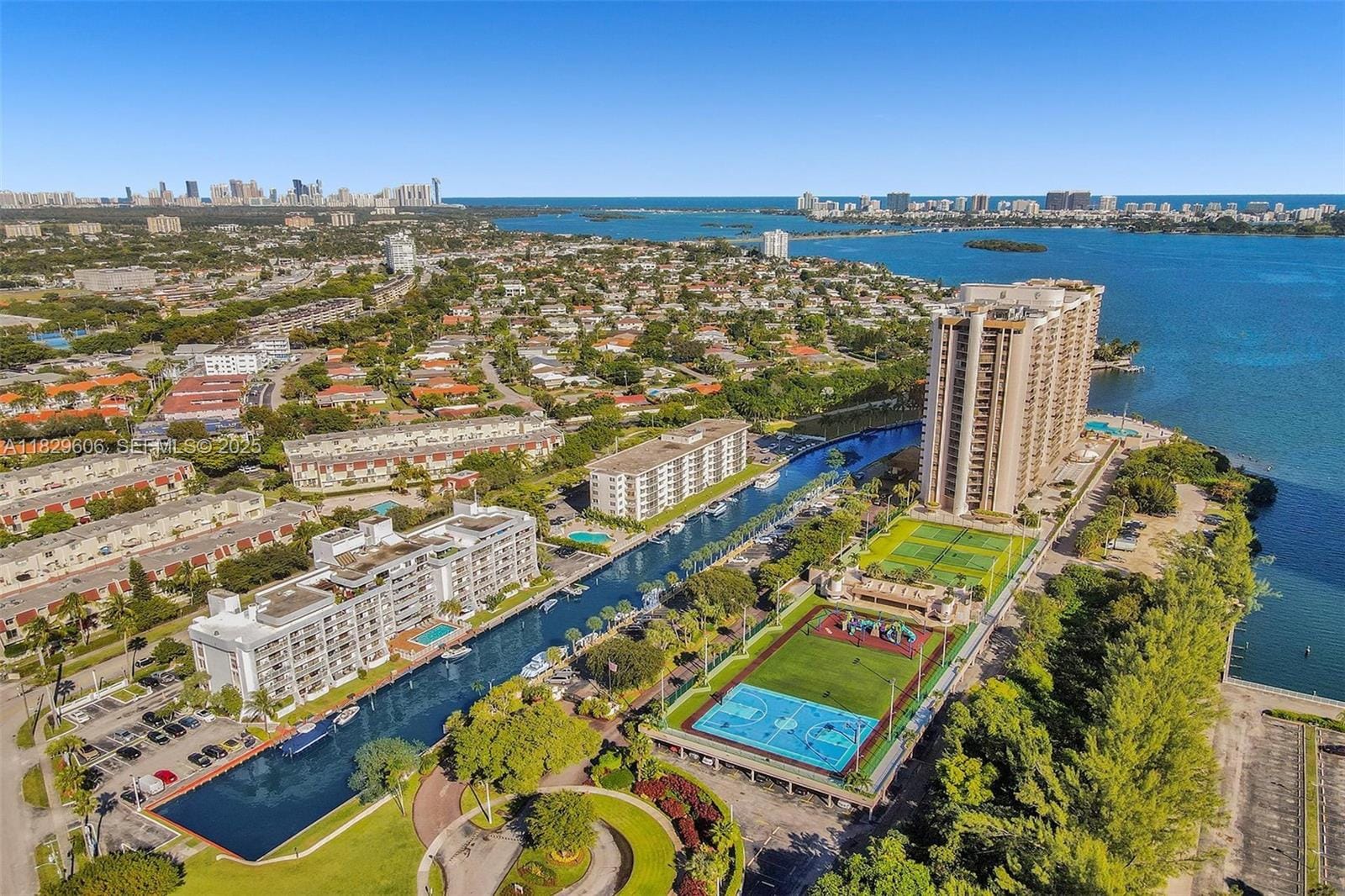 1650 NE 115th Street 304, Miami, FL 33181 photo 2