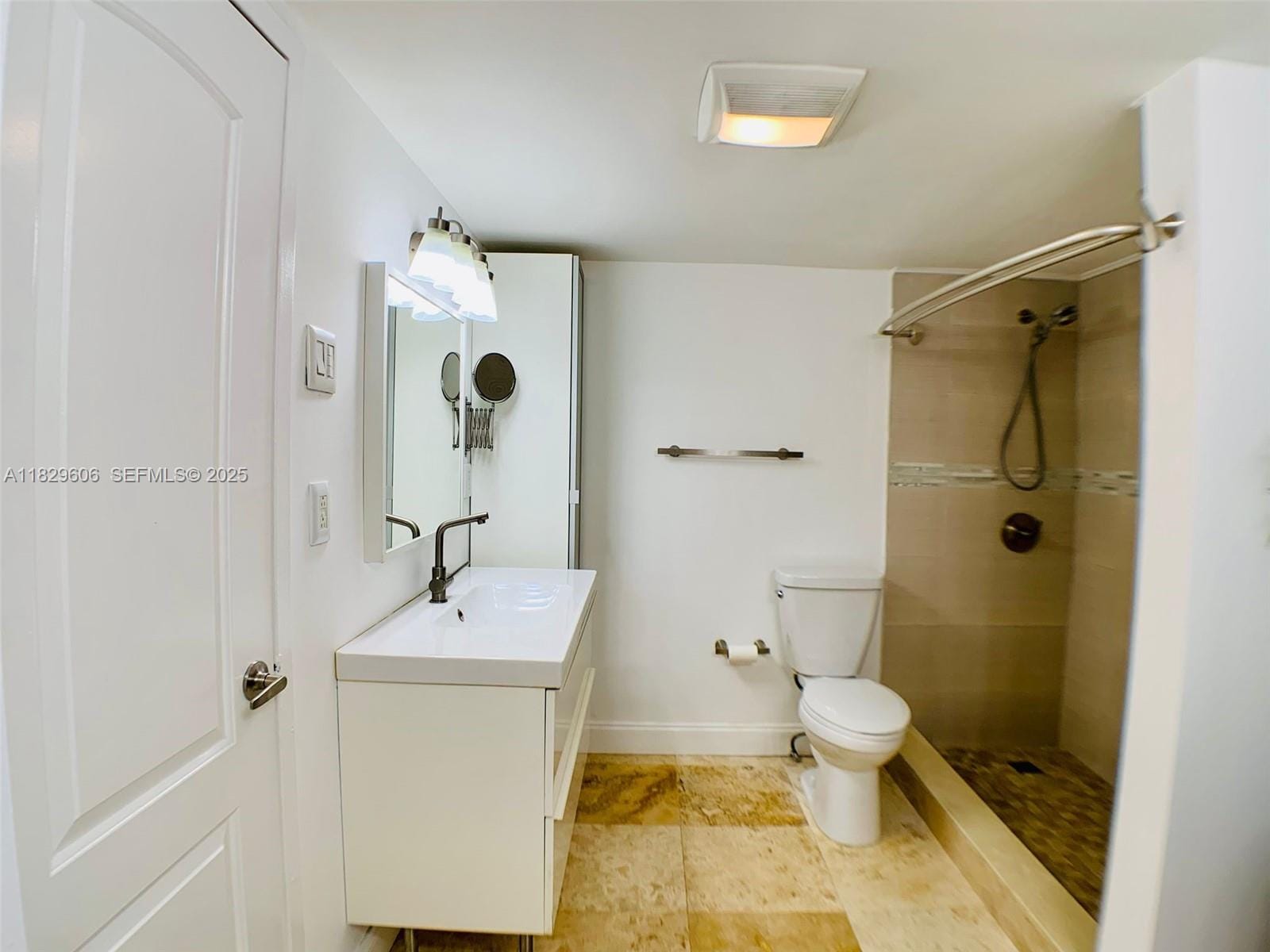1650 NE 115th Street 304, Miami, FL 33181 photo 26