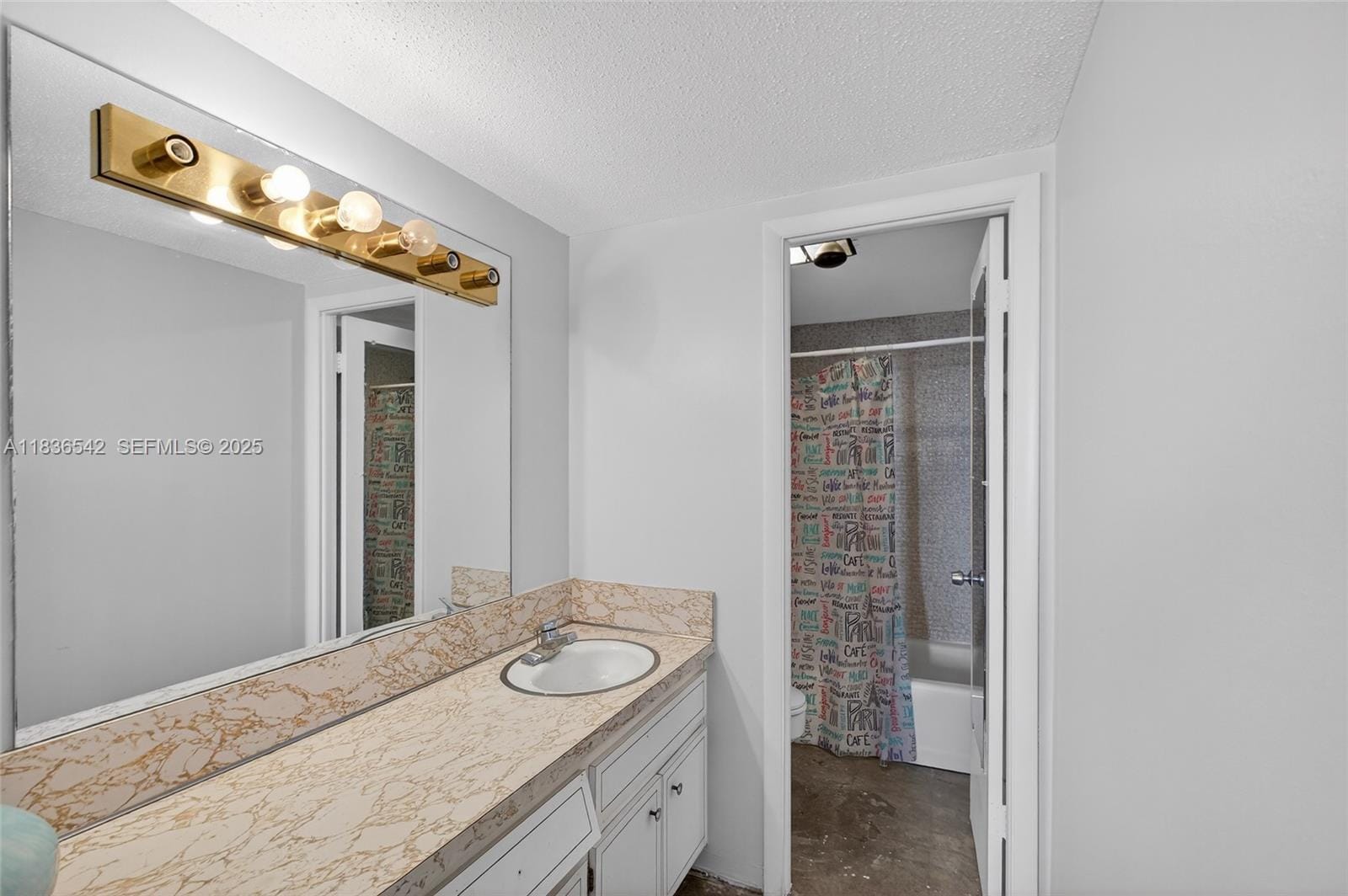 11111 Biscayne Boulevard 2100, Miami, FL 33181 photo 11
