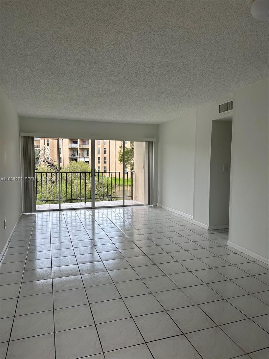 8897 Fontainebleau Boulevard 208 — photo 2