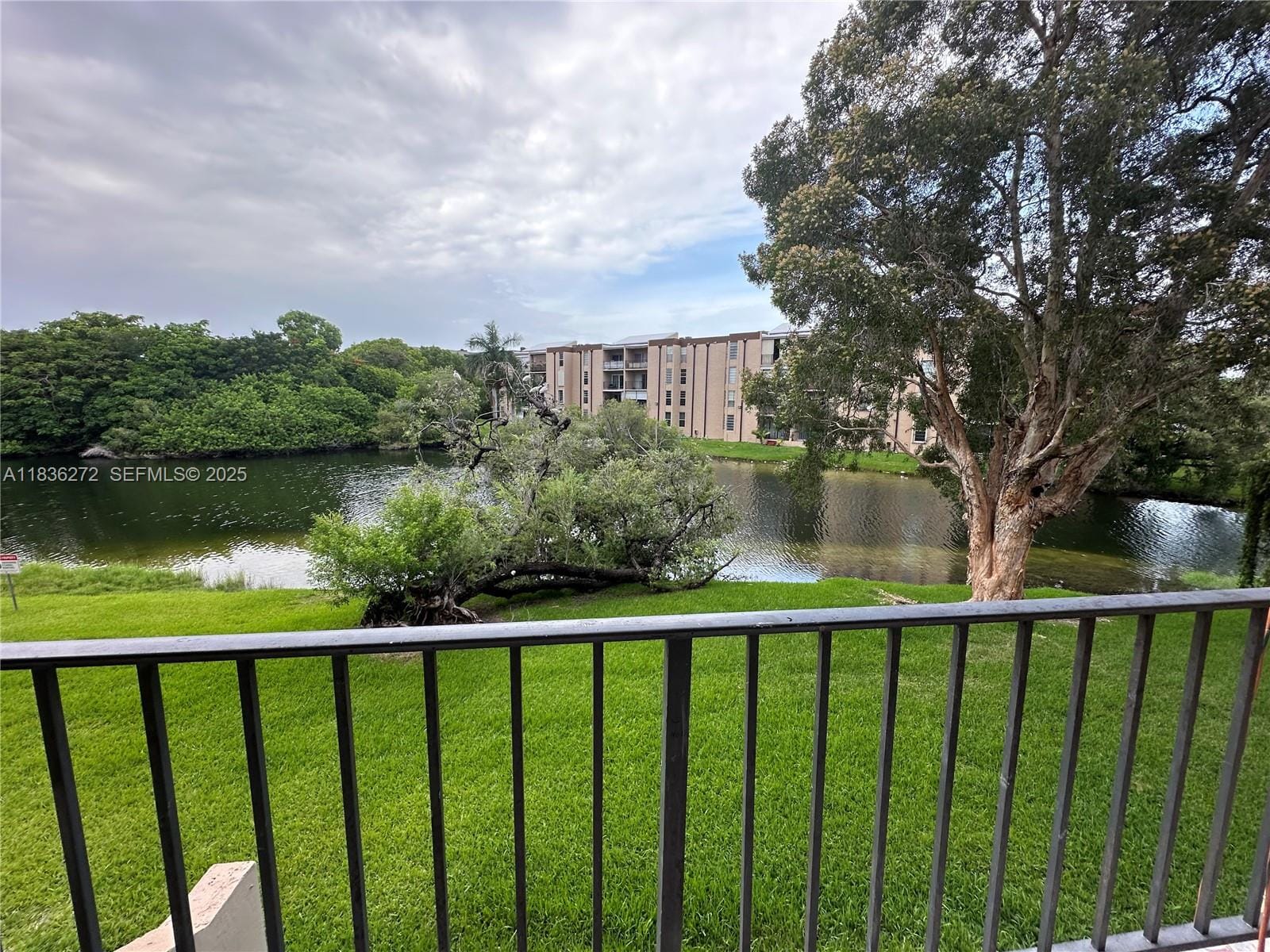 8897 Fontainebleau Boulevard 208 — photo 7